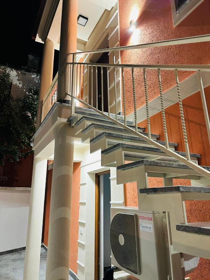 Vila Alba 1 Korce Exterior foto